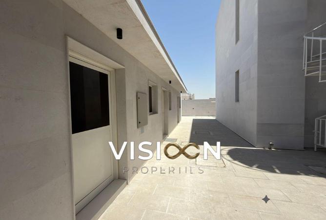 117276184 - Property Image 2