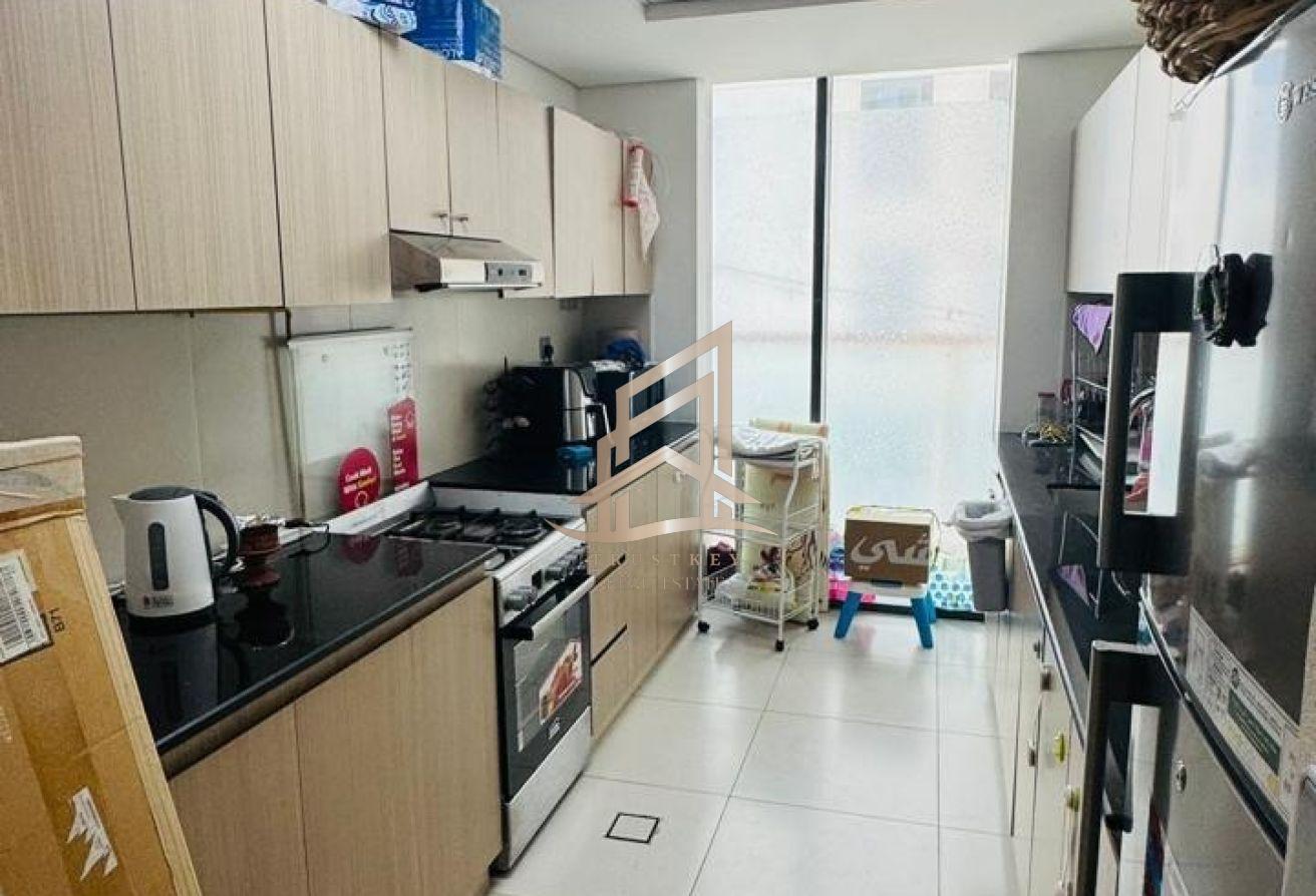Spacious Layout | Ready to Move | Premium Location photo 6