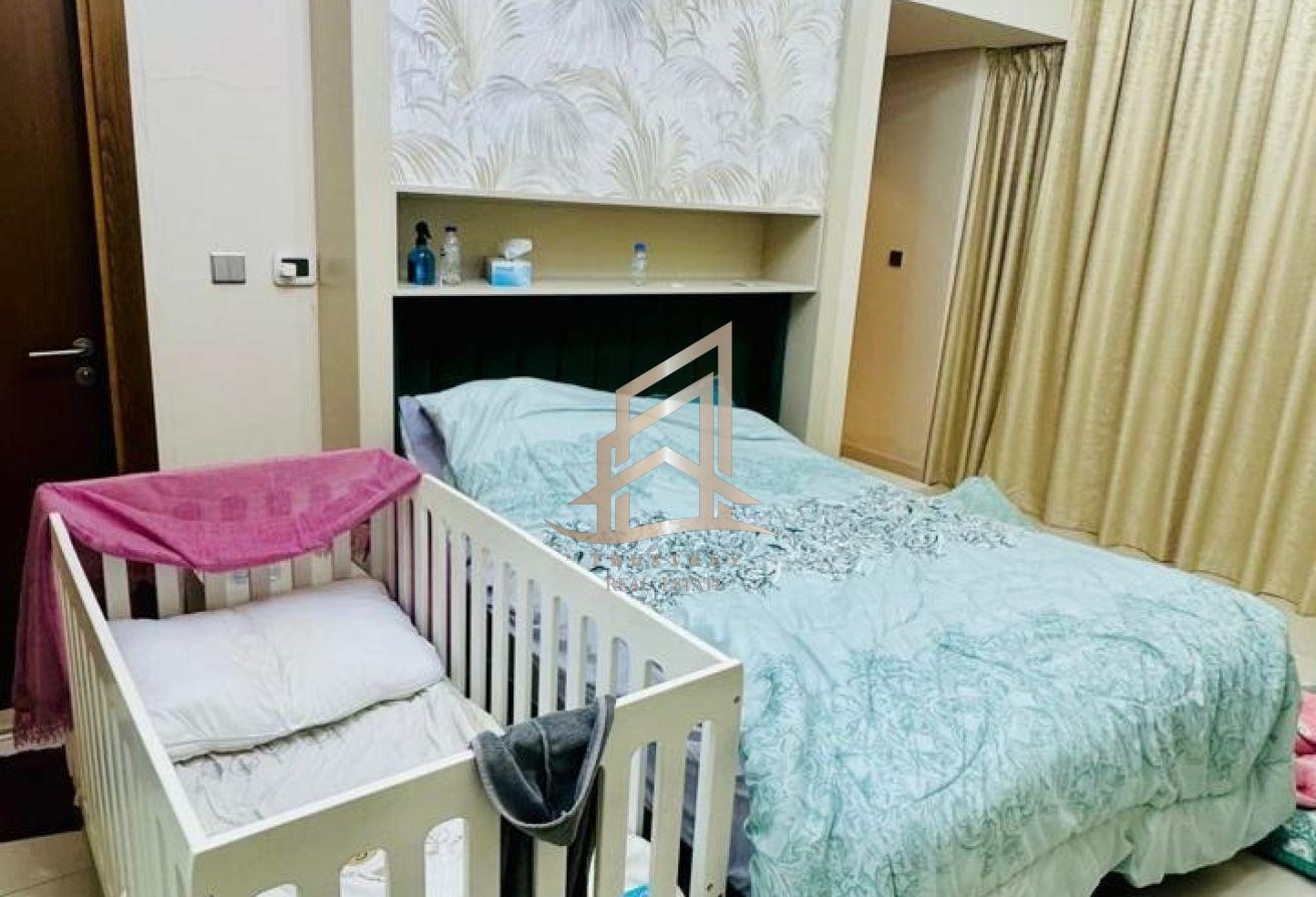 Spacious Layout | Ready to Move | Premium Location photo 8
