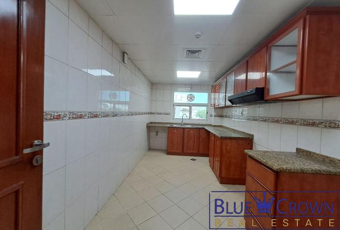 1 MONTH FREE~OPEN VIEW~4 BALCONY LAVISH 2BHK photo 2
