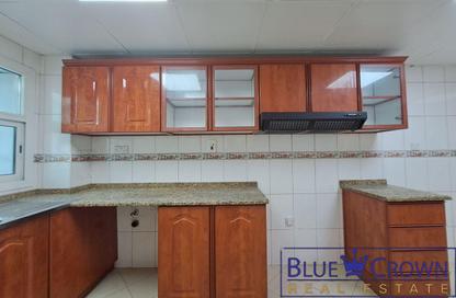 Apartment - 2 - 3 for rent in Al Menhali Building - Oud Metha - Bur Dubai - Dubai