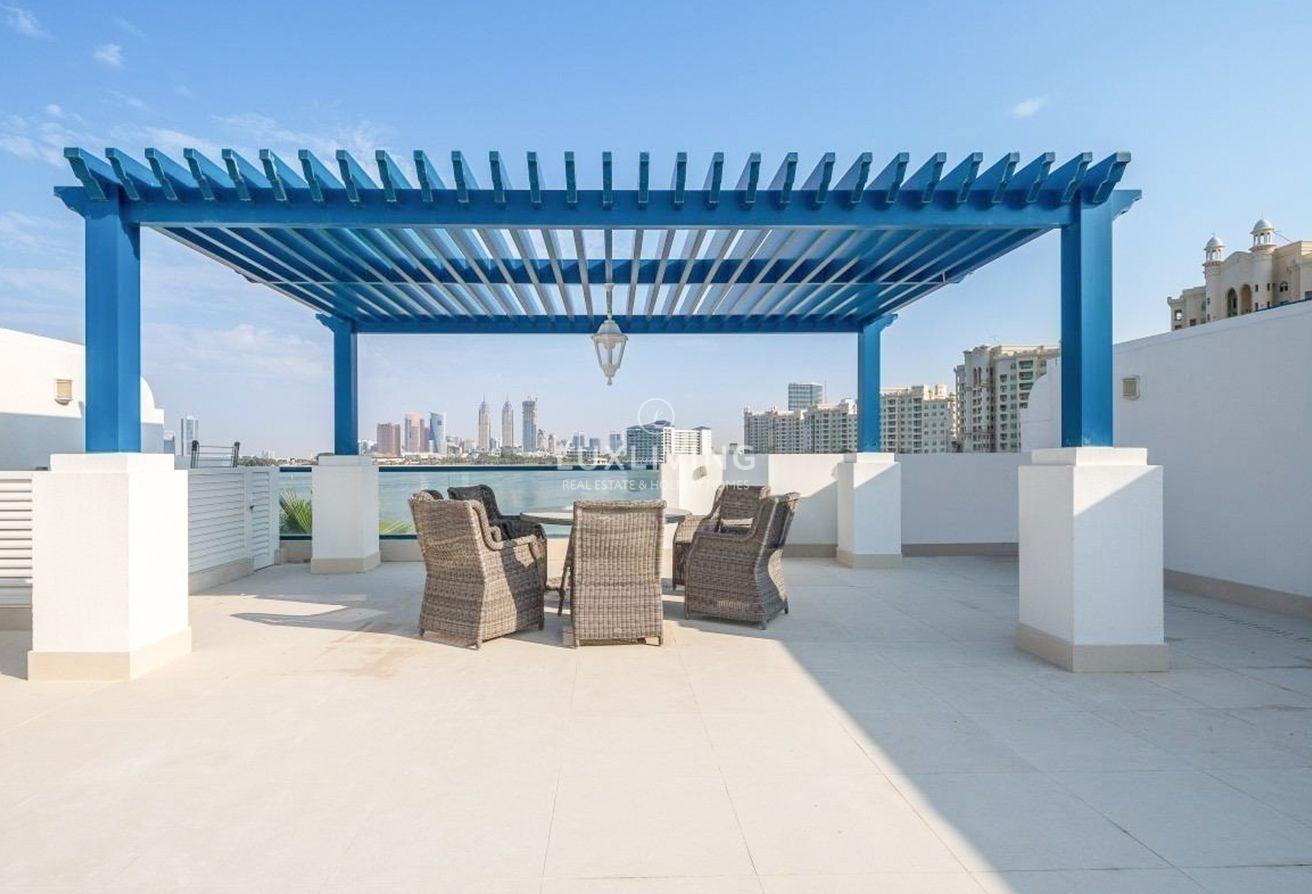 Fully Furnished | Direct Beach Access | Upgraded photo 16