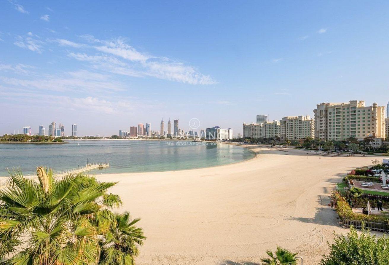 Fully Furnished | Direct Beach Access | Upgraded photo 18
