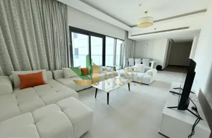 Apartment - 2 Bedrooms - 3 Bathrooms for rent in SOL Bay - Business Bay - Dubai