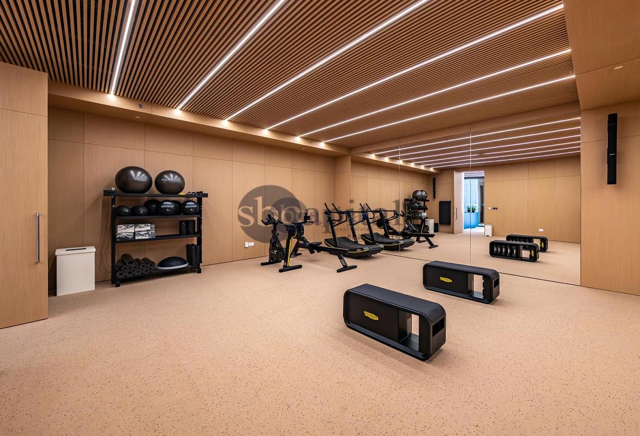 SPACIOUS STUDIO | WATERFRONT LIVING|PRIME LOCATION photo 22