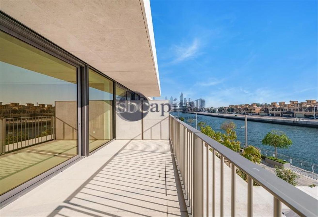 SPACIOUS STUDIO | WATERFRONT LIVING|PRIME LOCATION photo 16