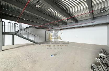 Warehouse - Studio - 2 for rent in Industrial Building 13 - Industrial Area 13 - Sharjah Industrial Area - Sharjah