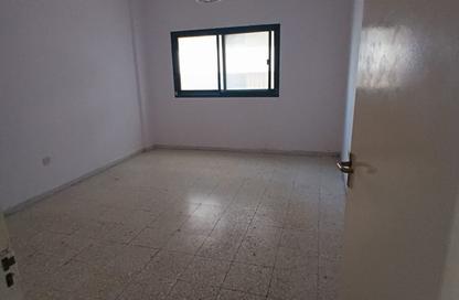 Apartment - 3 - 3 for rent in Thuraya Al Majaz Building - Al Majaz 3 - Al Majaz - Sharjah Apartment - 3 - 3 for rent in Thuraya Al Majaz Building - Al Majaz 3 - Al Majaz - Sharjah