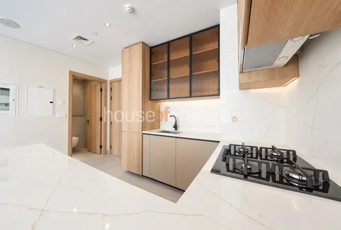 165502343 - Property Image 3