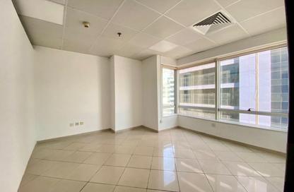 Office Space - Studio - 1 Bathroom for rent in Al Etihad Building - Port Saeed - Deira - Dubai