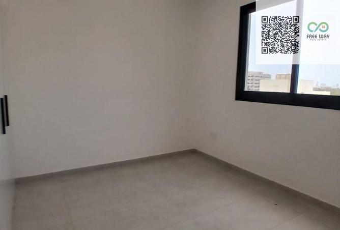 82805928 - صورة العقار 3