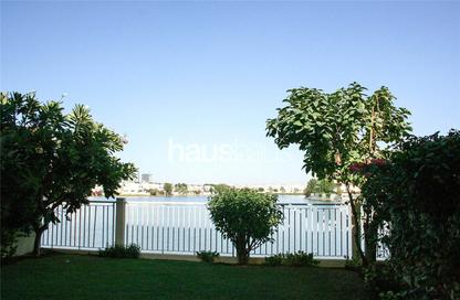 Villa - 3 Bedrooms - 3 Bathrooms for rent in Forat - The Lakes - Dubai