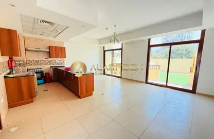 فيلا - 4 غرف نوم - 5 حمامات للايجار في الضاحية 12 - قرية جميرا الدائرية - دبي