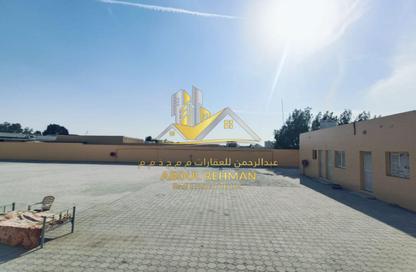 أرض - استوديو للايجار في الصجعة الصناعية - الصجعة - الشارقة