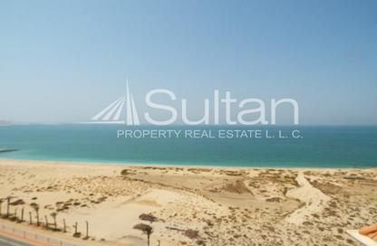 Apartment - 2 Bedrooms - 3 Bathrooms for sale in Royal breeze 2 - Royal Breeze - Al Hamra Village - Ras Al Khaimah