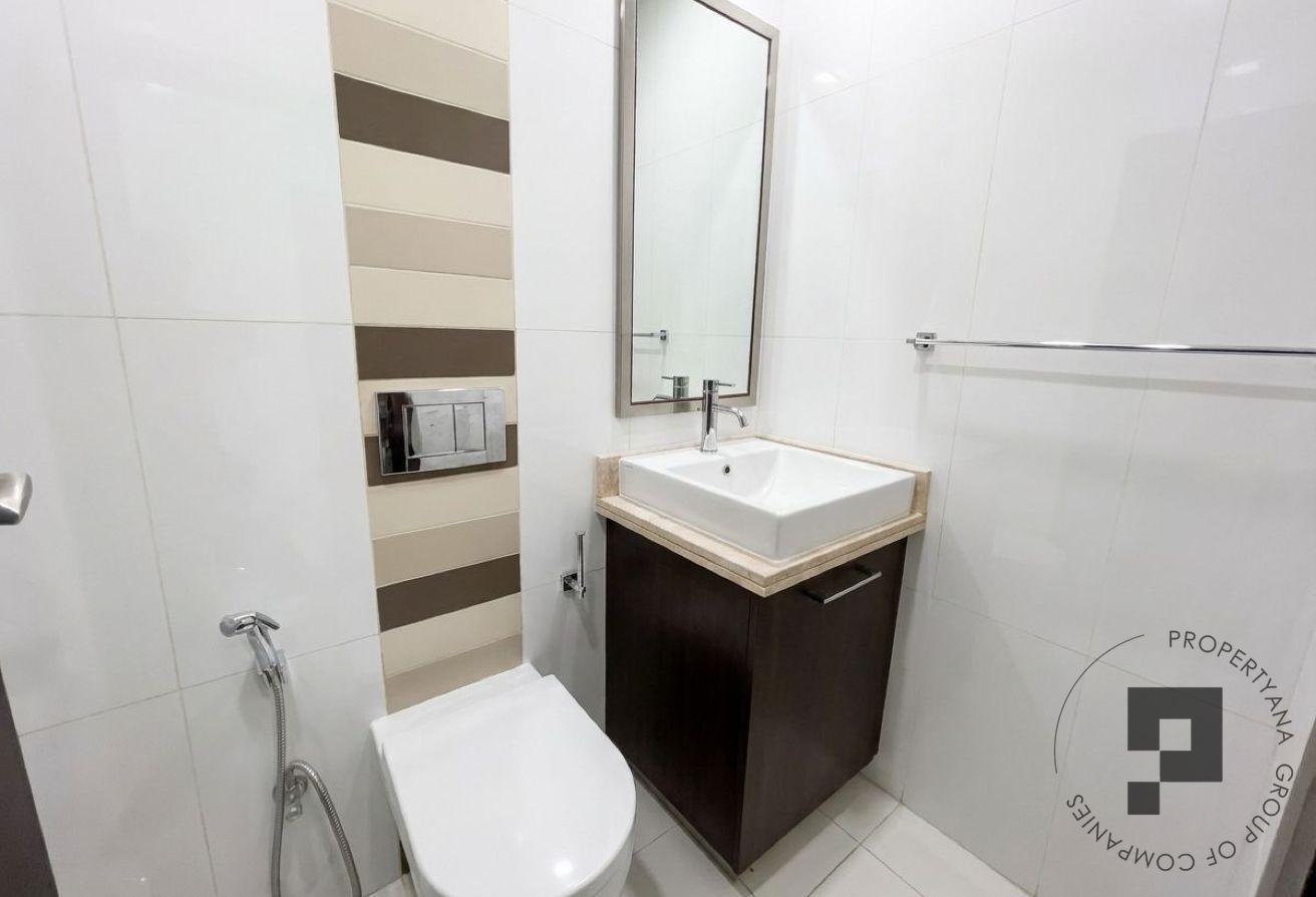 Spacious 1BR | Excellent Layout | Prime Downtown photo 15