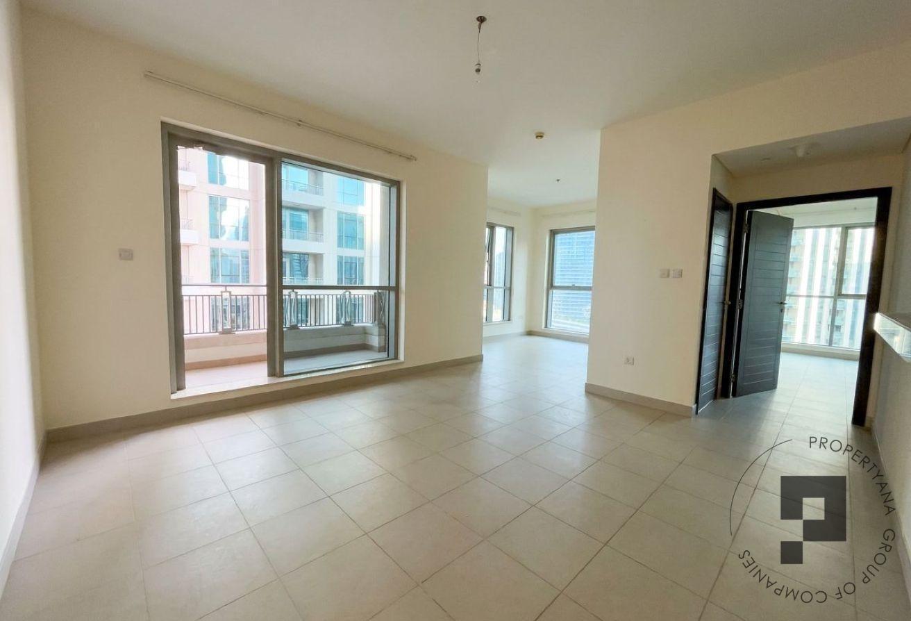 Spacious 1BR | Excellent Layout | Prime Downtown photo 3