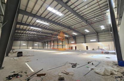 Warehouse - Studio - 2 for rent in Umm Al Thuoob - Umm Al Quwain
