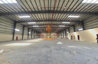 Warehouse - Studio - 2 for rent in Umm Al Thuoob - Umm Al Quwain