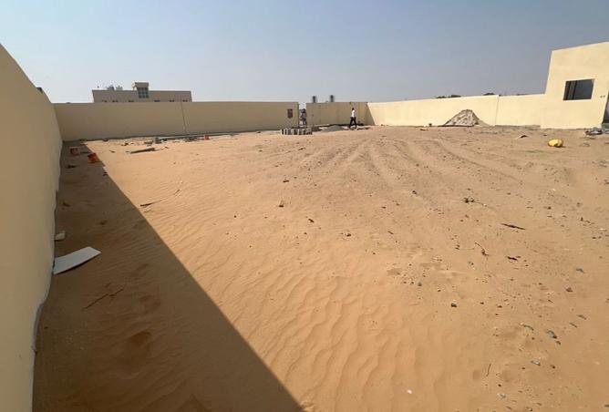 15993400 - صورة العقار 2