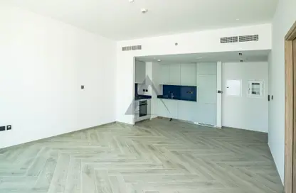 شقة - غرفة نوم - 2 حمامات للايجار في بنينسولا ثري - بنينسولا - الخليج التجاري - دبي