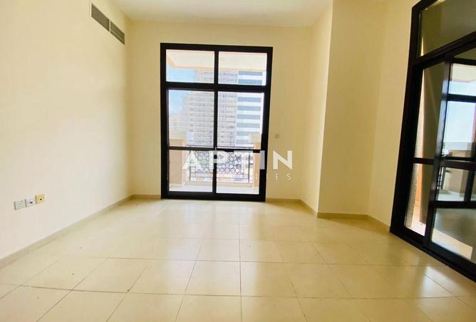 77392355 - Property Main Image