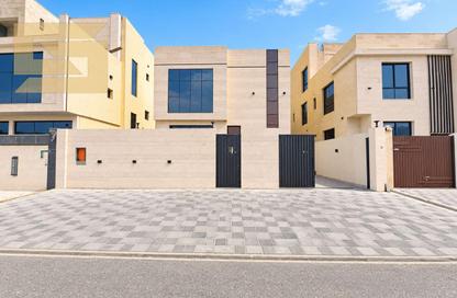 Villa - 4 - 6 for sale in Al Zaheya Gardens - Al Zahya - Ajman