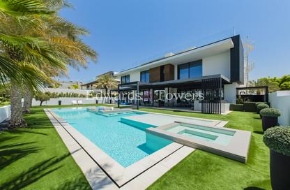 Villa - 5 Bedrooms - 6 Bathrooms for sale in Sector W - Emirates Hills - Dubai Villa - 5 Bedrooms - 6 Bathrooms for sale in Sector W - Emirates Hills - Dubai