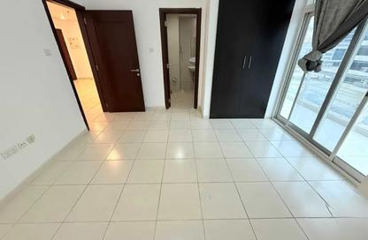 Apartment - 1 - 2 for rent in Royal Residence 1 - Royal Residence - Dubai Sports City - Dubai