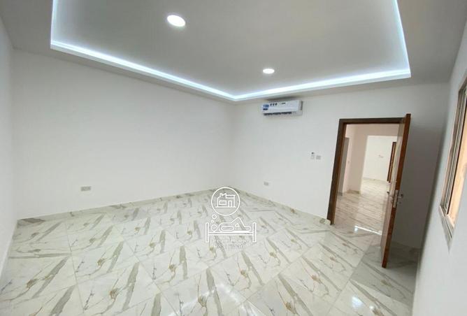 102001387 - Property Image 3