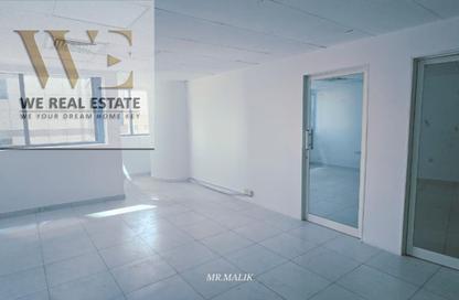 متجر - استوديو - 1 حمام للايجار في أبراج الراشدية - الراشدية - عجمان وسط المدينة - عجمان