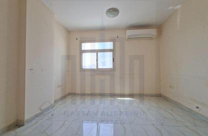 Apartment - 1 - 1 for rent in Fire Station Road - Muwaileh - Sharjah