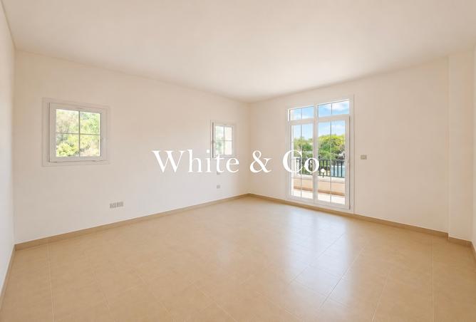 121978561 - Property Image 3