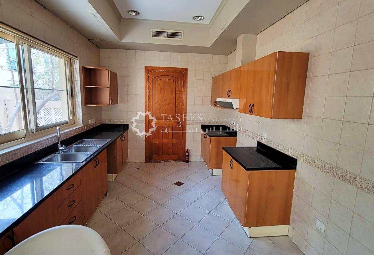 4-Bedroom Villa for Rent | Golden Villas | Al Wasl photo 13