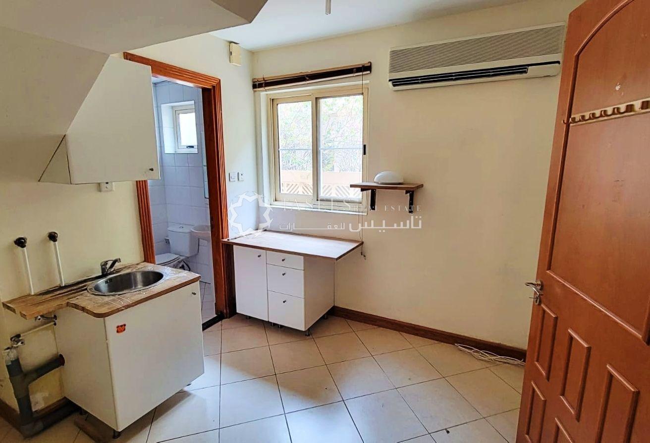 4-Bedroom Villa for Rent | Golden Villas | Al Wasl photo 8