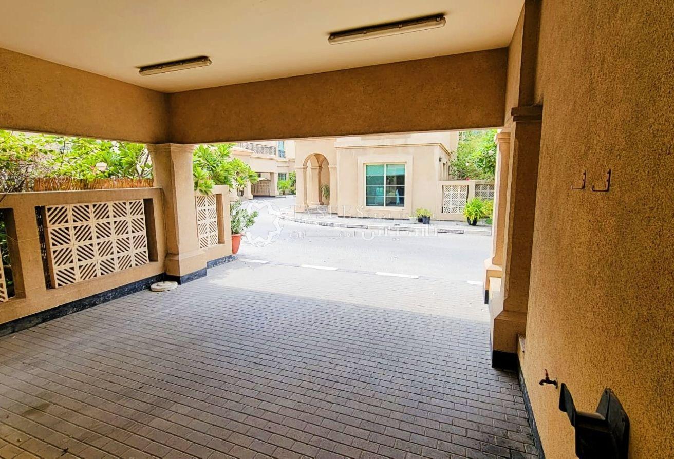 4-Bedroom Villa for Rent | Golden Villas | Al Wasl photo 9