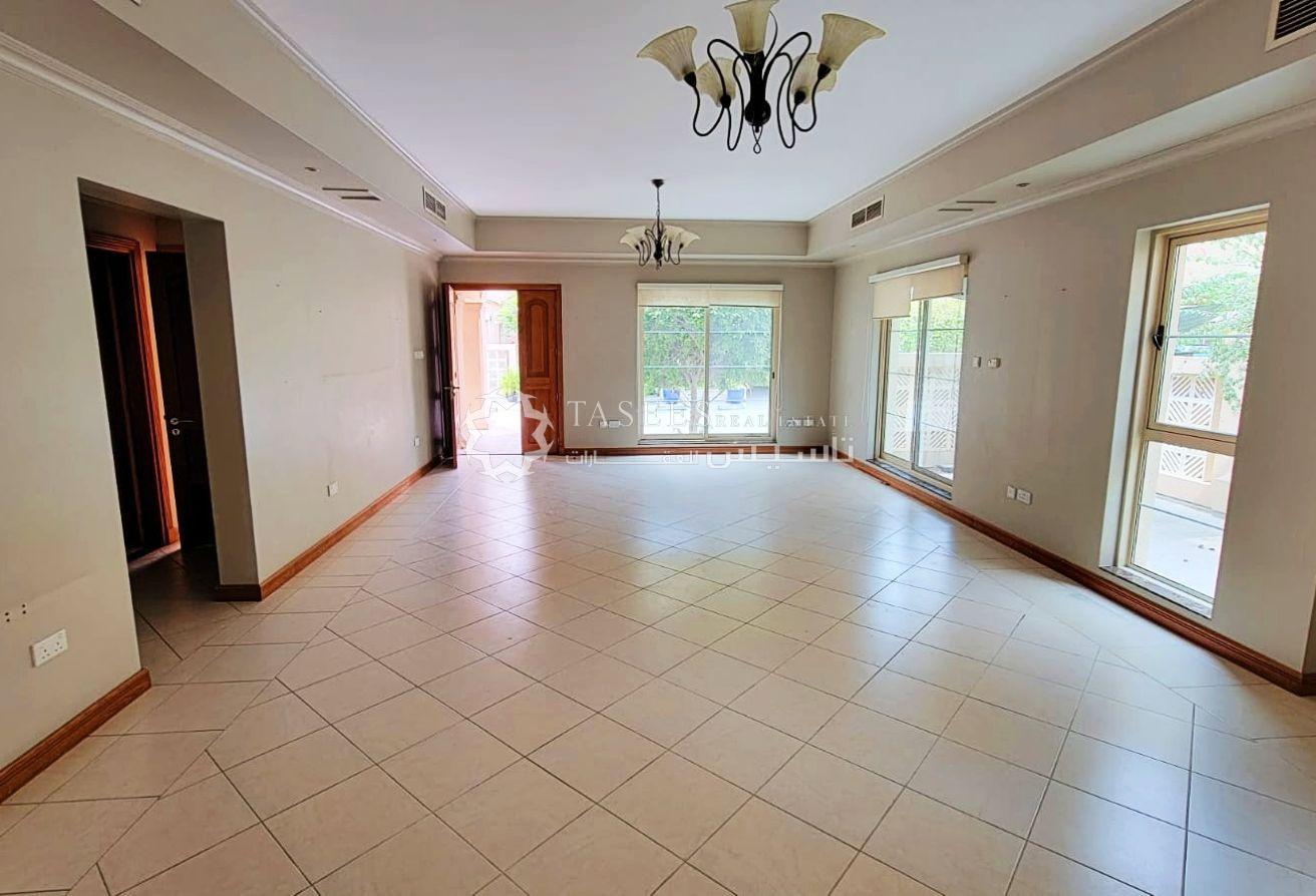 4-Bedroom Villa for Rent | Golden Villas | Al Wasl photo 5