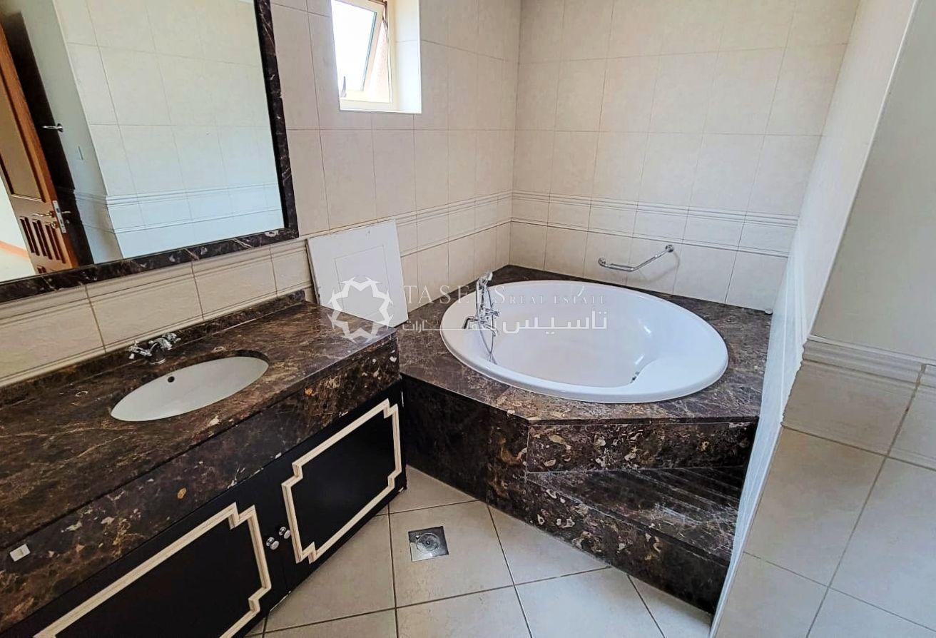 4-Bedroom Villa for Rent | Golden Villas | Al Wasl photo 20