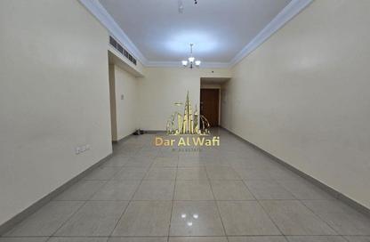 شقة - 2 غرف نوم - 2 حمامات للايجار في مساكن النهضة - النهدة - الشارقة