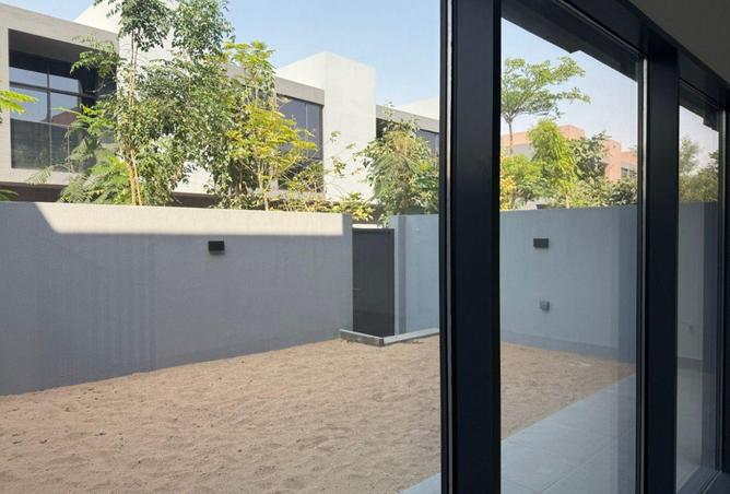 87052967 - Property Image 3