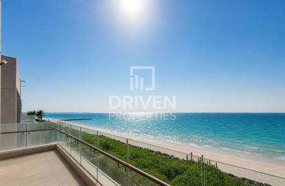 Villa - 5 - 5 for rent in HIDD Al Saadiyat - Saadiyat Island - Abu Dhabi