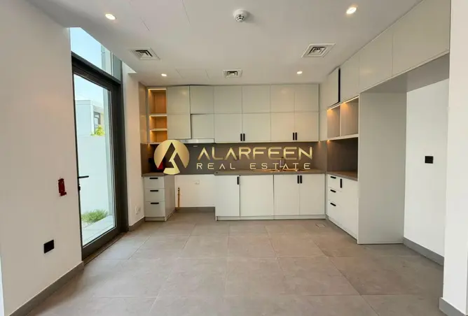 126098804 - Property Image 3