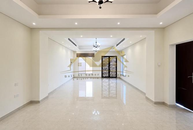 108182012 - Property Image 3