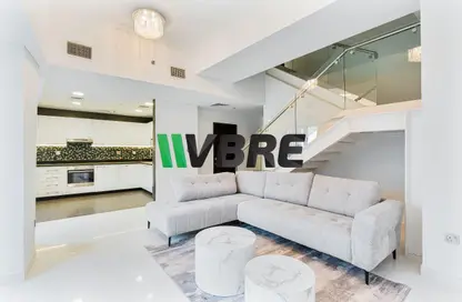 Apartment - 1 Bedroom - 2 Bathrooms for rent in Cayan Tower - Dubai Marina - Dubai