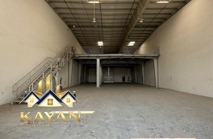 Warehouse - Studio for rent in Umm Al Thuoob - Umm Al Quwain