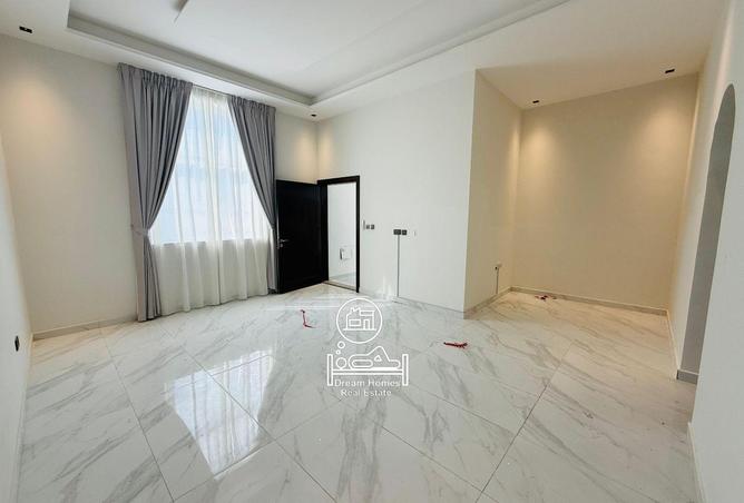 105538929 - Property Image 2