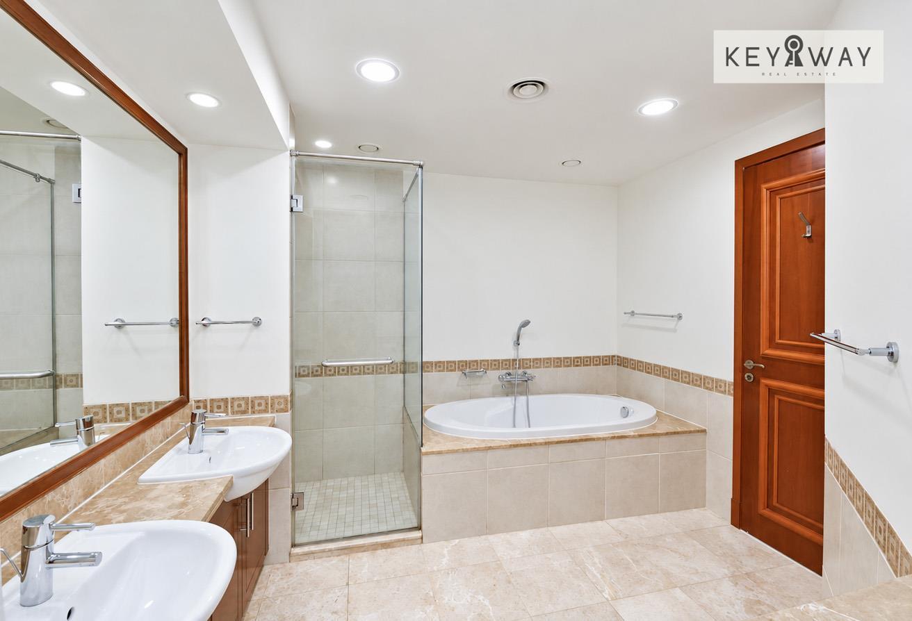 Luxury 1-Bedroom | Fairmont Palm Residence photo 13