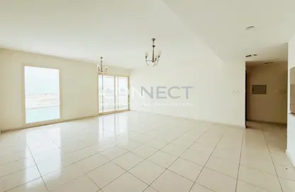 شقة - 2 غرف نوم - 3 حمامات للايجار في 5B البحيرة - لاجون - ميناء العرب - راس الخيمة - رأس الخيمة