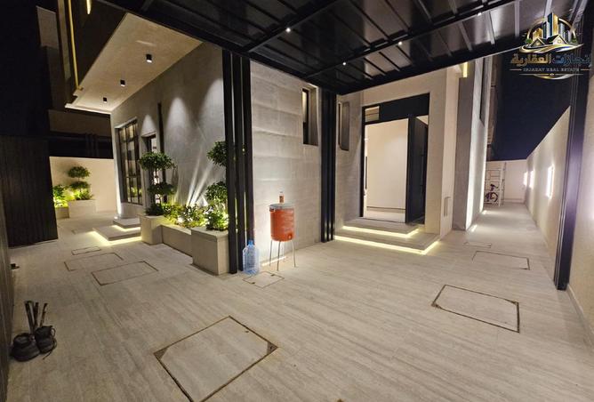 137443701 - Property Image 2