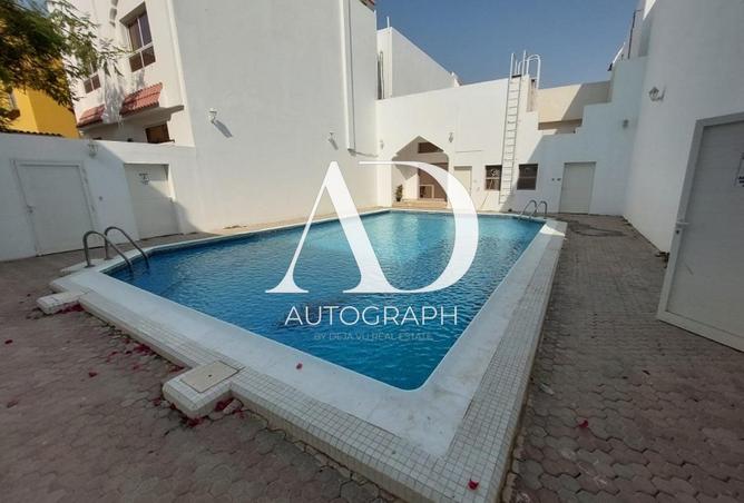 77785300 - Property Image 2